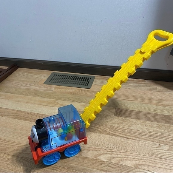 Thomas the Tank Ball Pop Push Walking Toy Engine Train - Picture 5 of 6